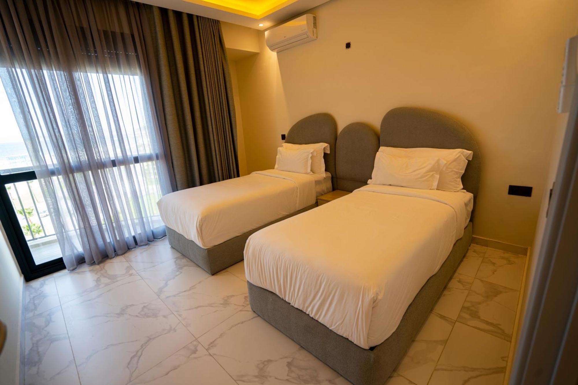 Three-Bedroom Deluxe Apartment